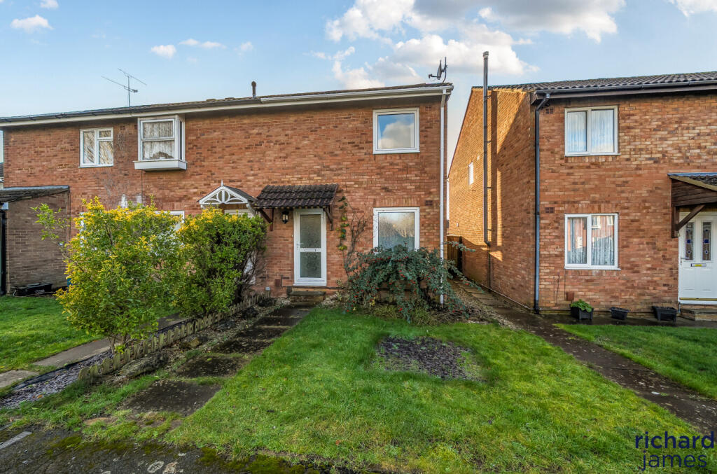 Main image of property: Chalgrove Field, Freshbrook, Swindon, SN5