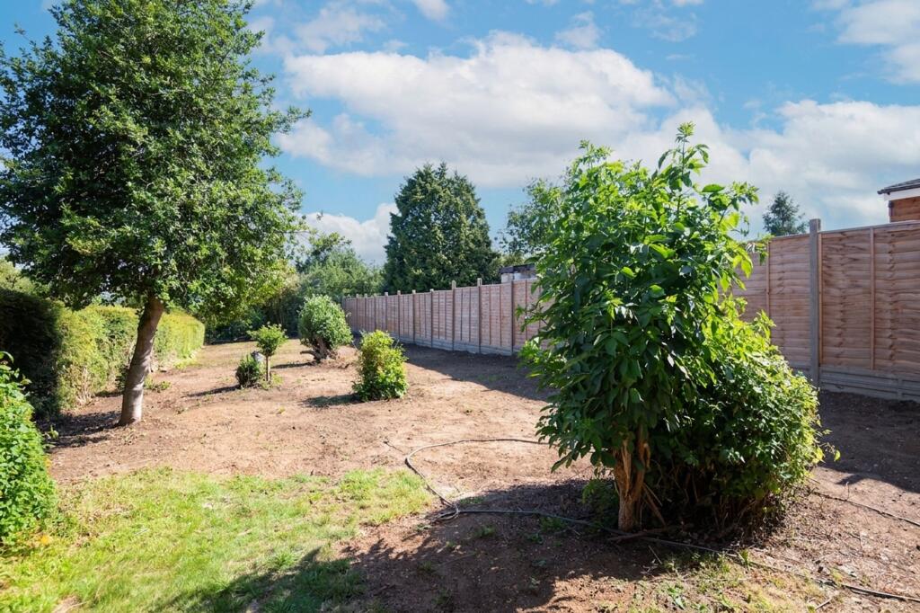 House in Wellingborough, Burrow's Bush - View 4