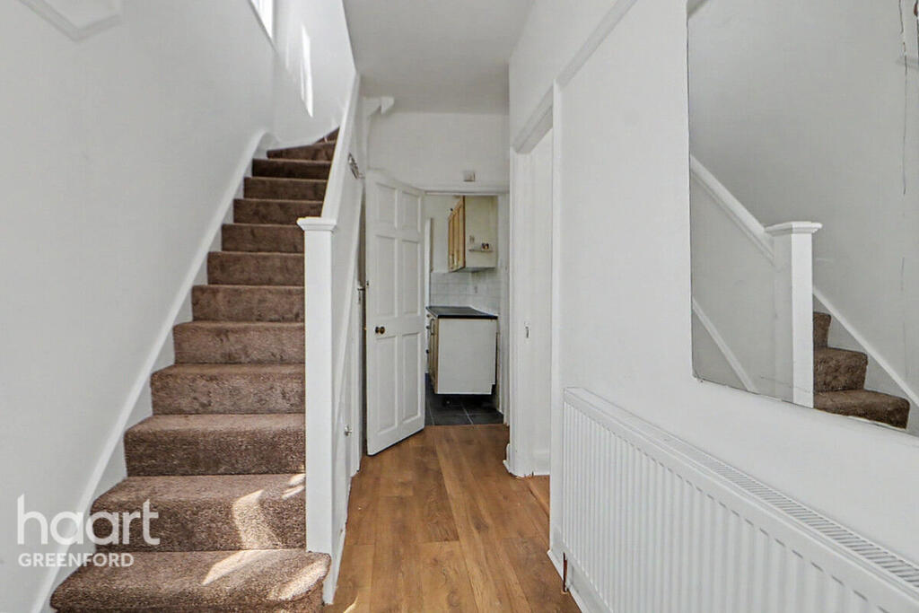 House in Southall - View 4
