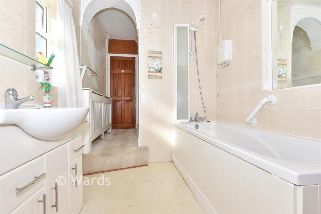 House in Hythe, Orchard Valley - View 5