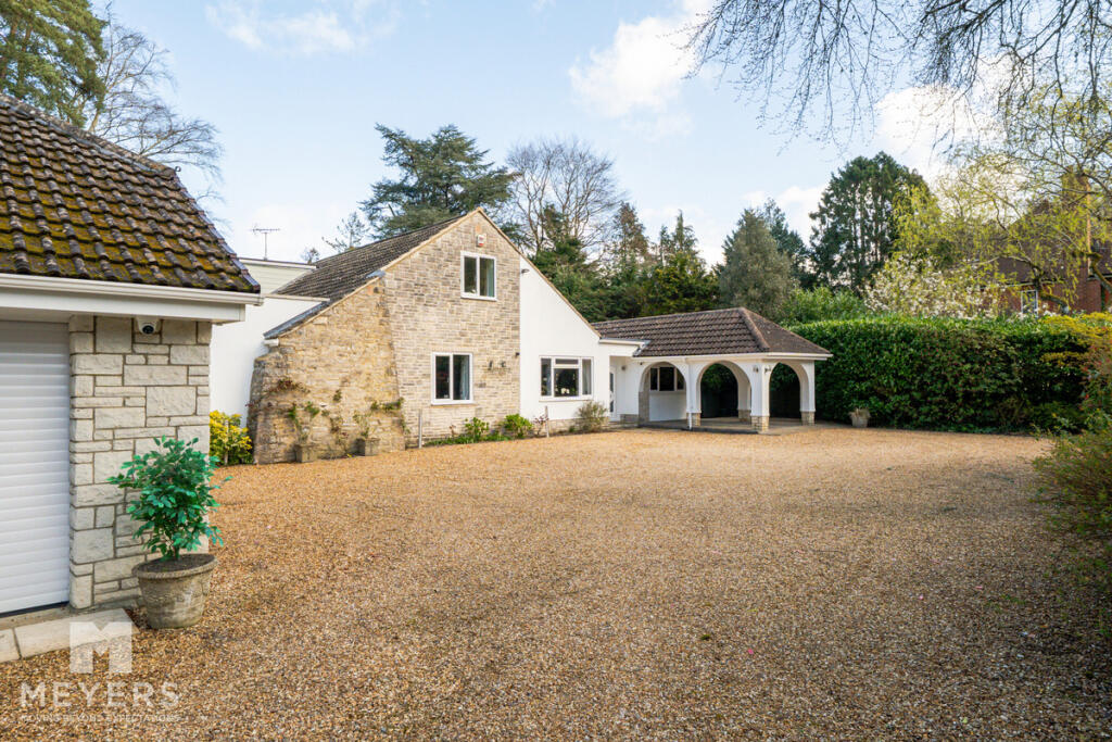 Main image of property: Wimborne Road East, Ferndown, BH22 9