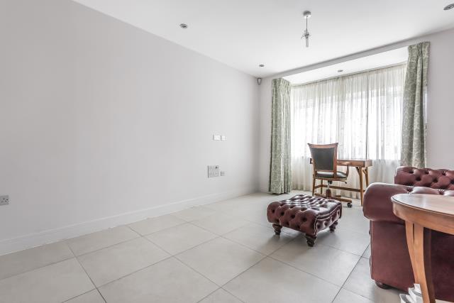 Froxfield Way, High Wycombe photo 2