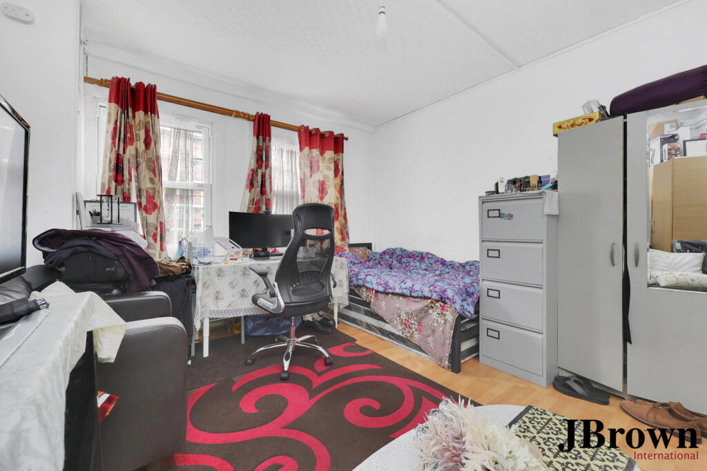 Apartment in London - View 5