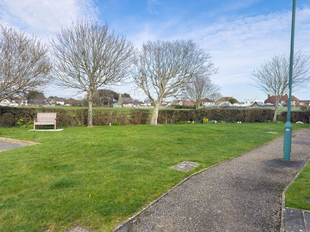 Apartment in Arun, Middleton on Sea - More