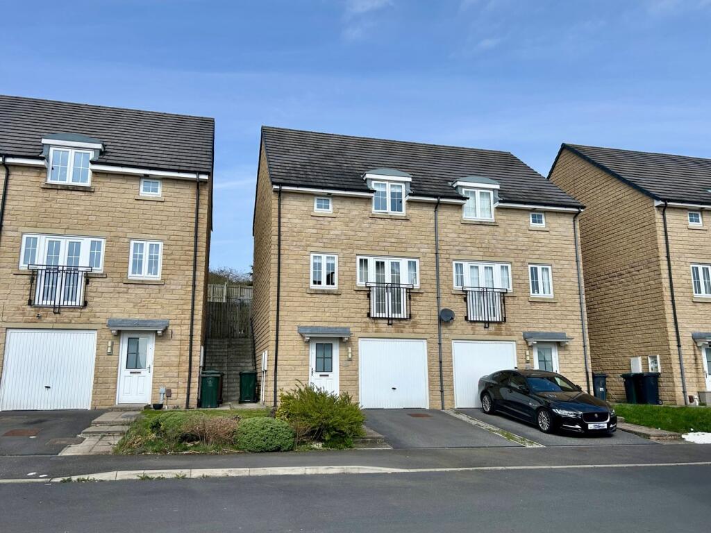 Main image of property: Staincliffe Drive, Keighley, BD22