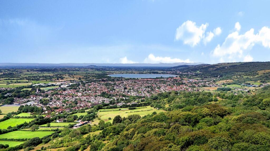 House in Cheddar, Somerset - View 4