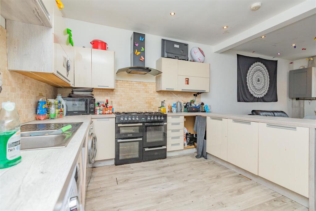 Heeley Road, Birmingham, B29 photo 4