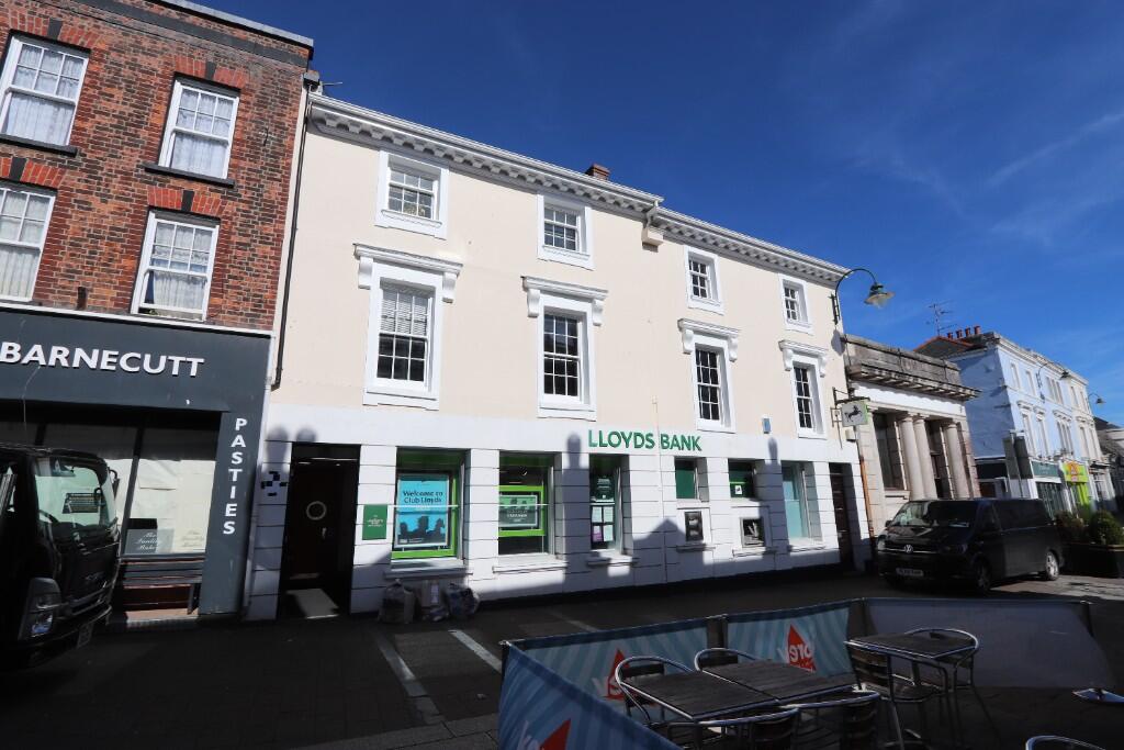 Main image of property: 14 & 16 Molesworth Street, Wadebridge, Cornwall, PL27 7DE