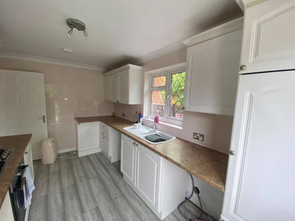 House in Castle Point, Essex - View 4