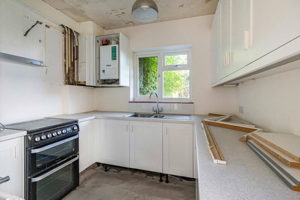 House in Guildford, Charlotteville - View 5