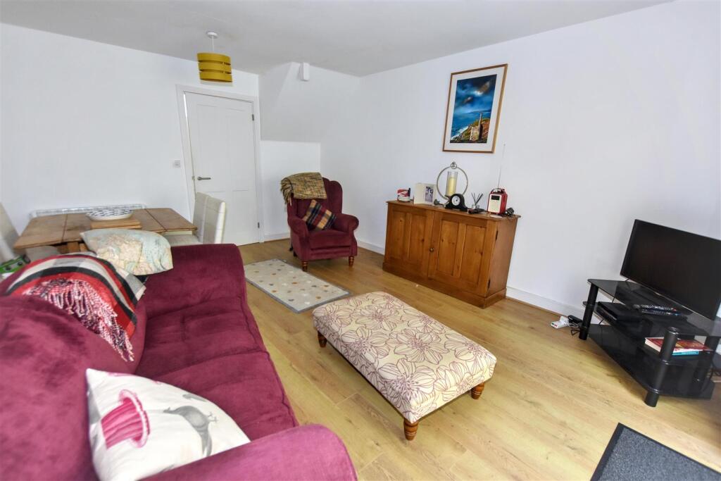 Homefield Park, Portreath, Redruth photo 2
