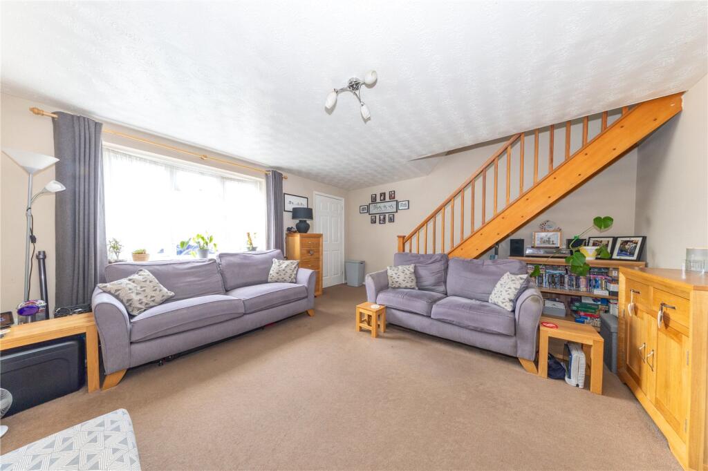 Claverley Green, Luton, Bedfordshire, LU2 - View 3