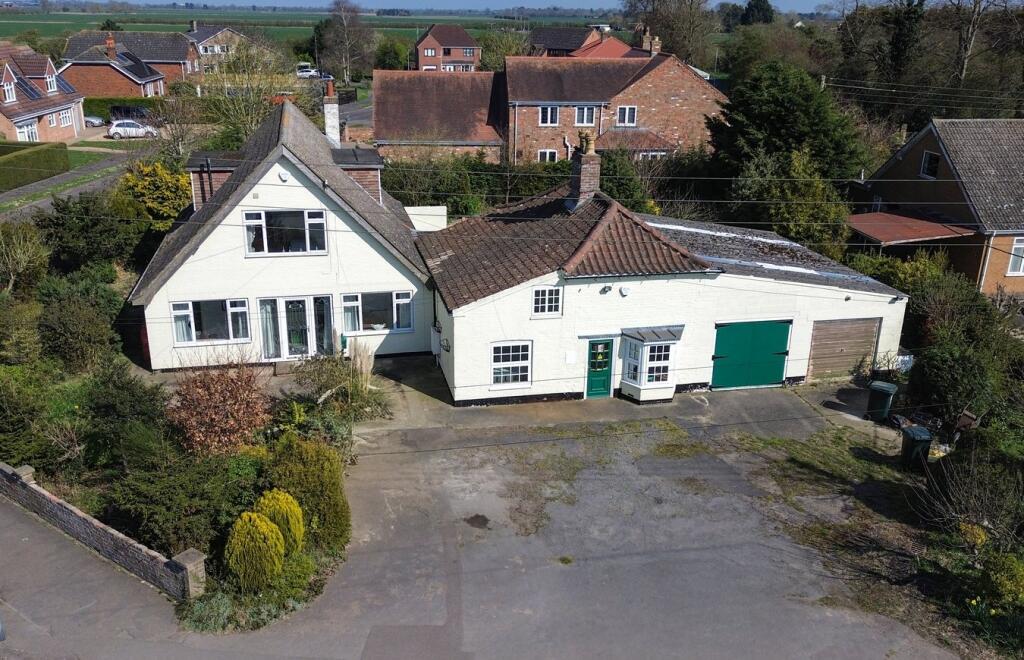 4-bed detached on Leagate Road, Gipsey Bridge, Boston, PE22, £310,000