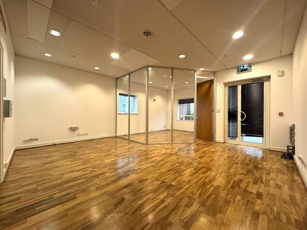 Main image of property: Unit G6a, Belgrave Court, Canary Wharf, E14 8RL