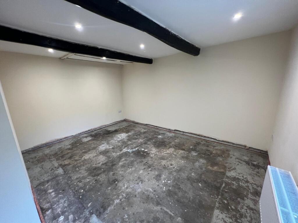 House in Barnsley, Thurgoland - View 3