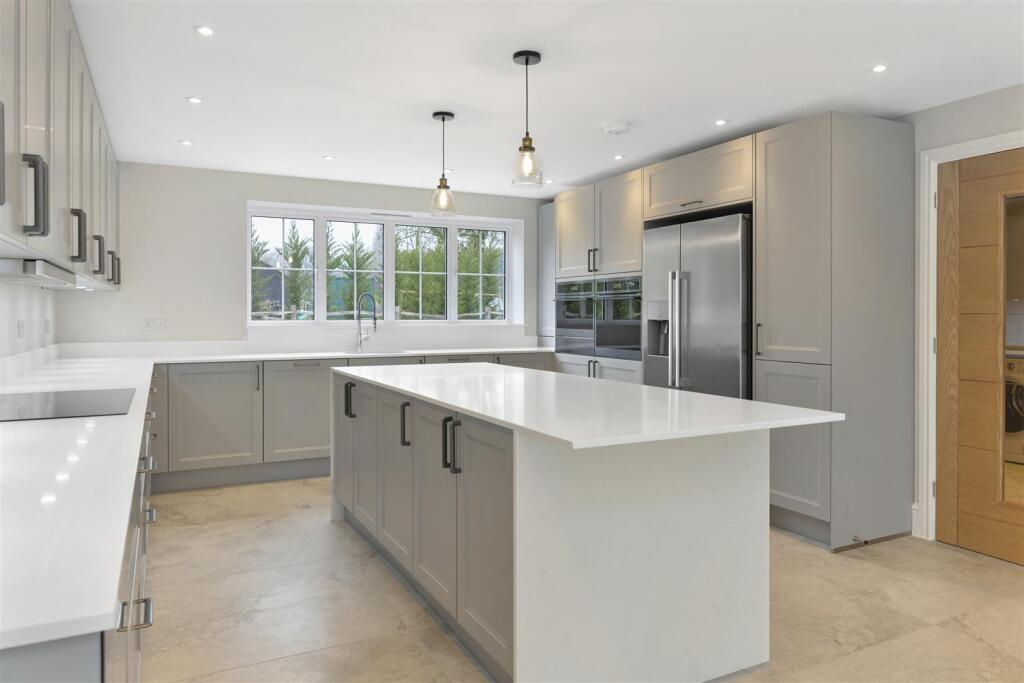 House in Ashford, Stonebridge Green, Egerton - View 5