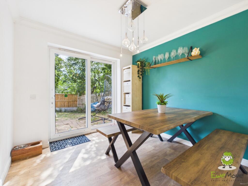 House in Basingstoke and Deane, Cufaude Village, Chineham - View 6