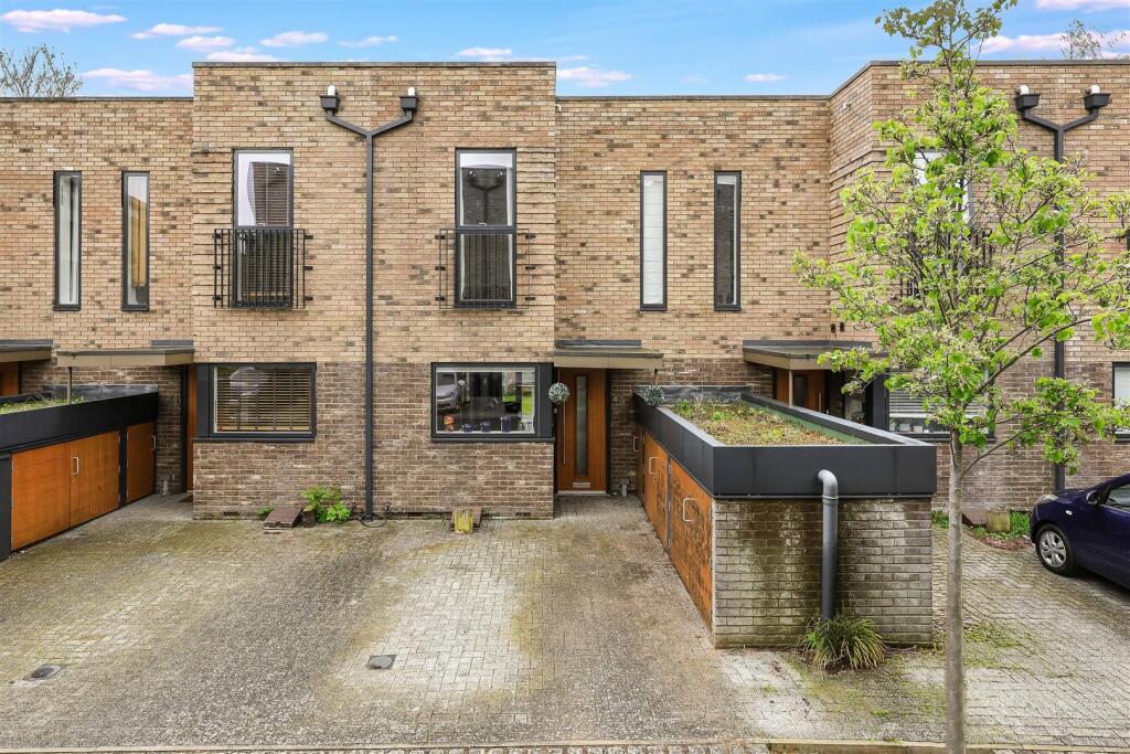 Main image of property: Lilywhite Drive, Cambridge