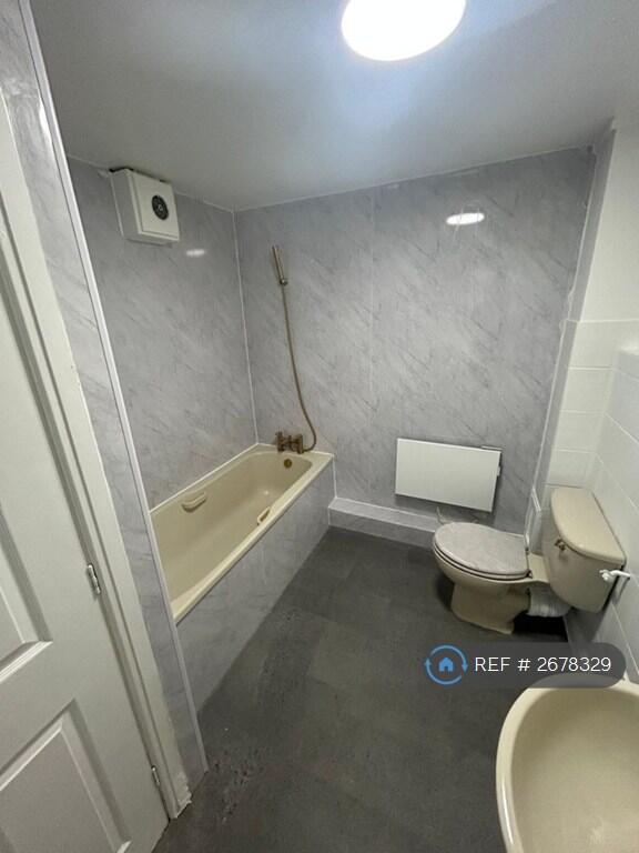 Additional image 7 of The Lodge, Birmingham, B16