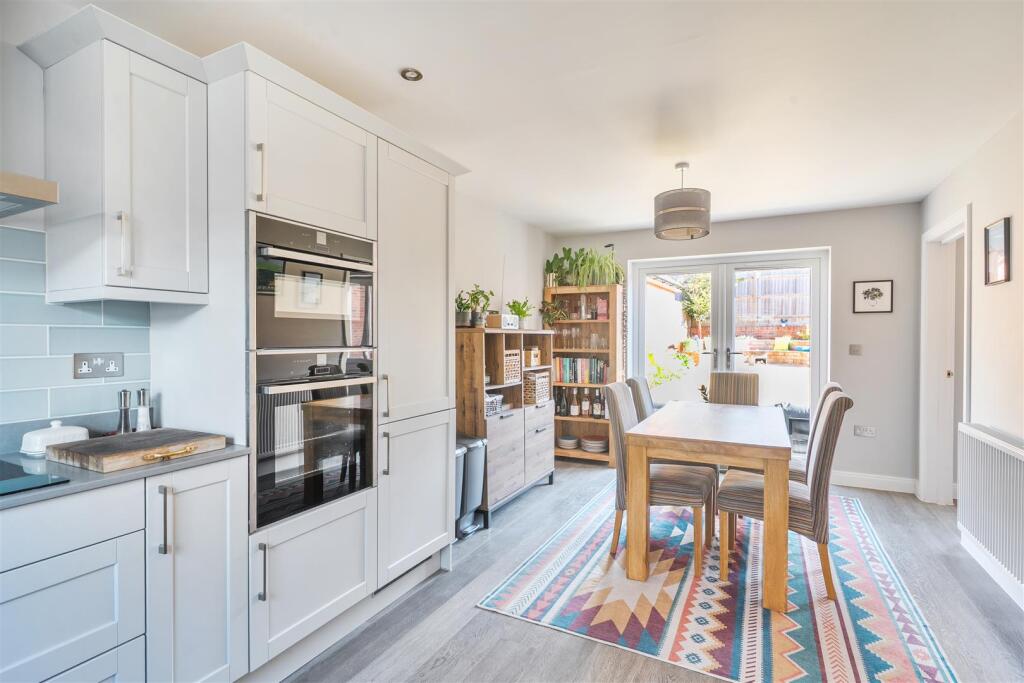 House in Bath - View 5