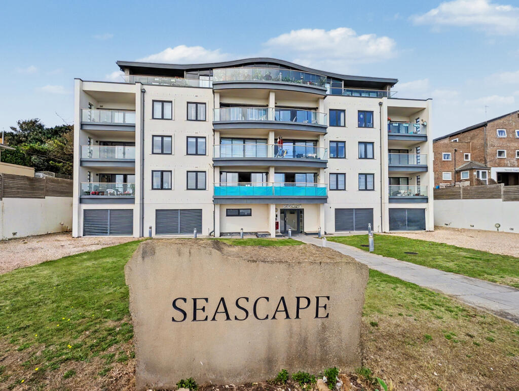 Apartment in Sandgate, Golden Valley
