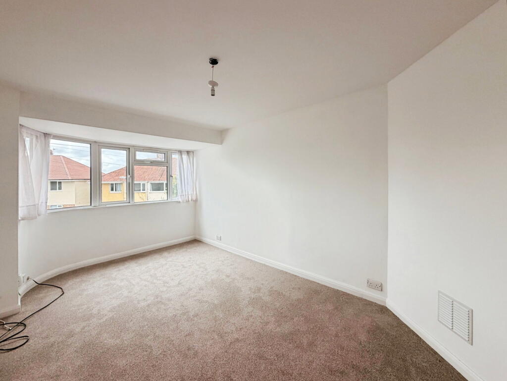 Apartment in Bristol - View 5