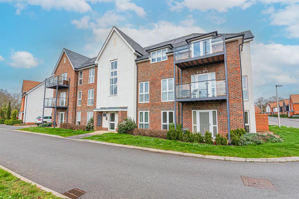 Main image of property: Stormer House, Archer Grove, Arborfield Green, Aborfield, RG2