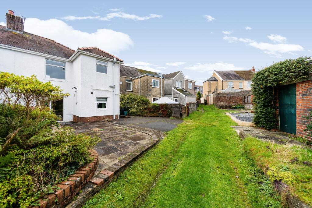 Property photo 11