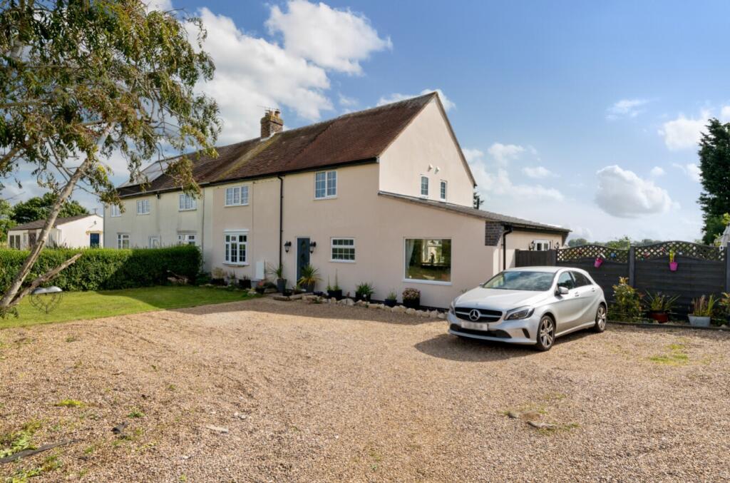 Main image of property: Heath Farm Lane, Grantham, Lincolnshire, NG31