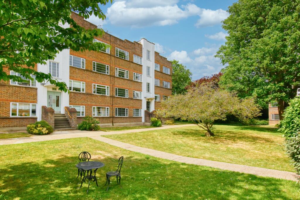 Main image of property: Park Road, Hampton Wick, KT1
