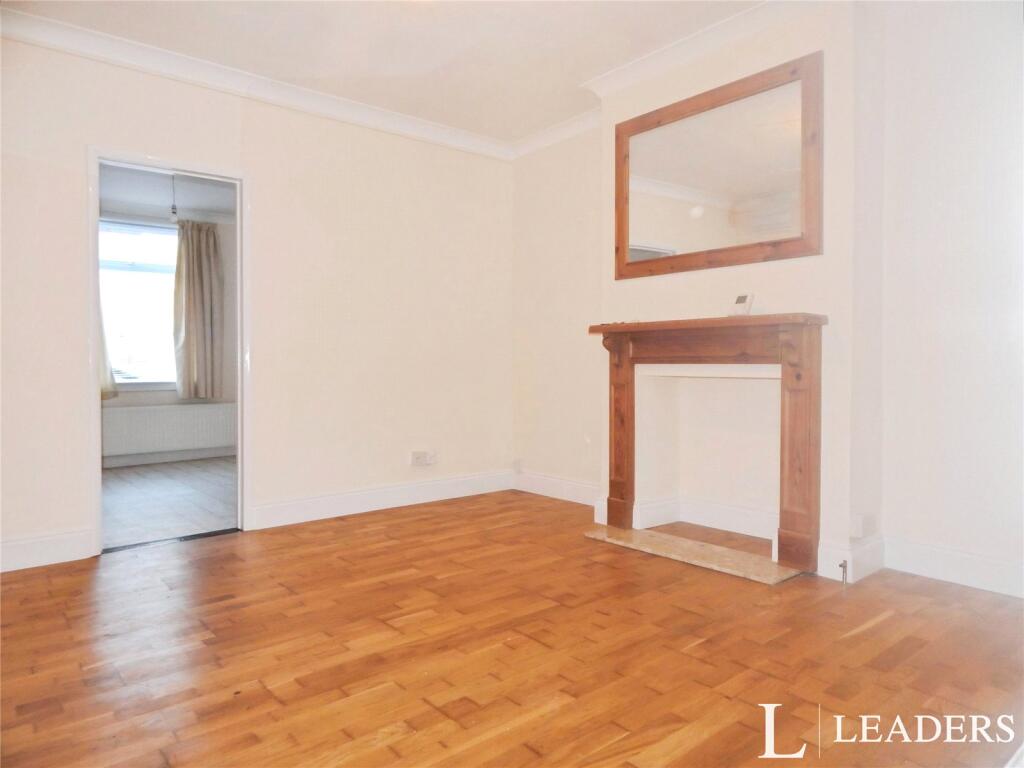 House in Ipswich, Greenwich - View 3