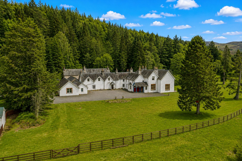 Main image of property: Strathmashie House, Laggan, Newtonmore, PH20