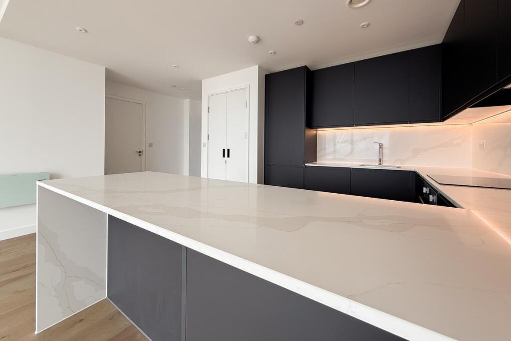Apartment in Manchester - View 4