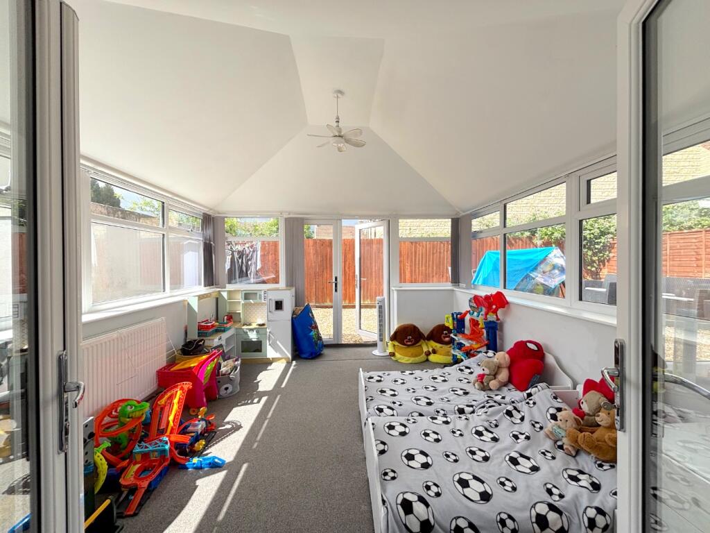 Sawthum Place, Glebelands, Westfield - View 5