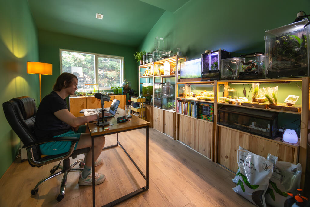 Medium Creative Space