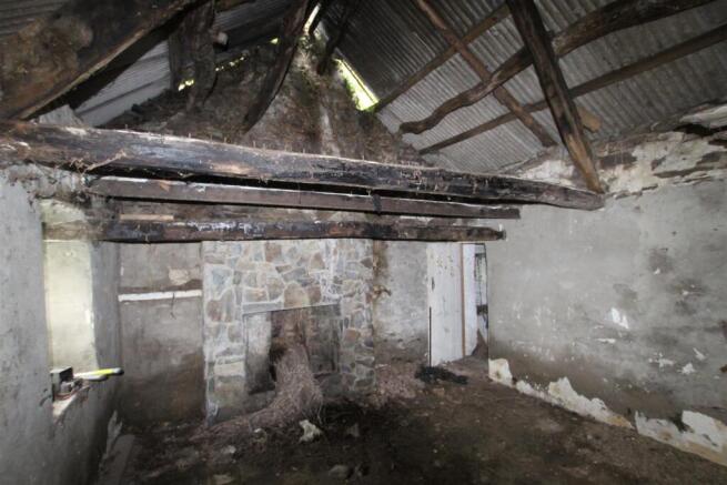 ROOM 1