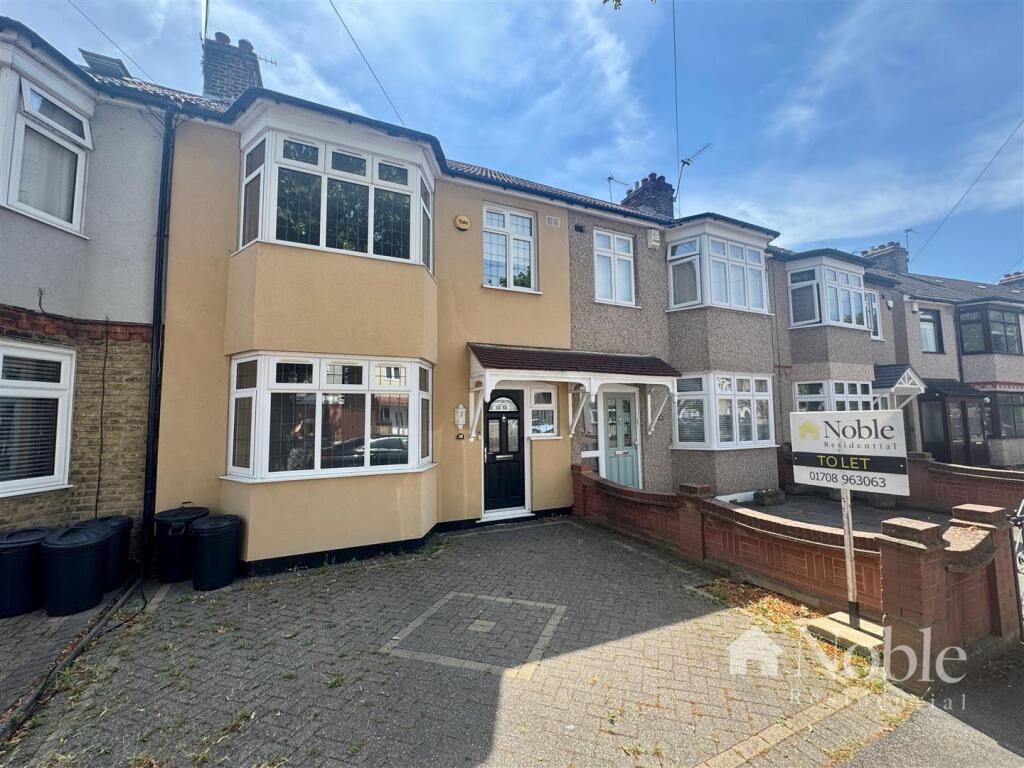 Main image of property: Strathmore Gardens, Hornchurch