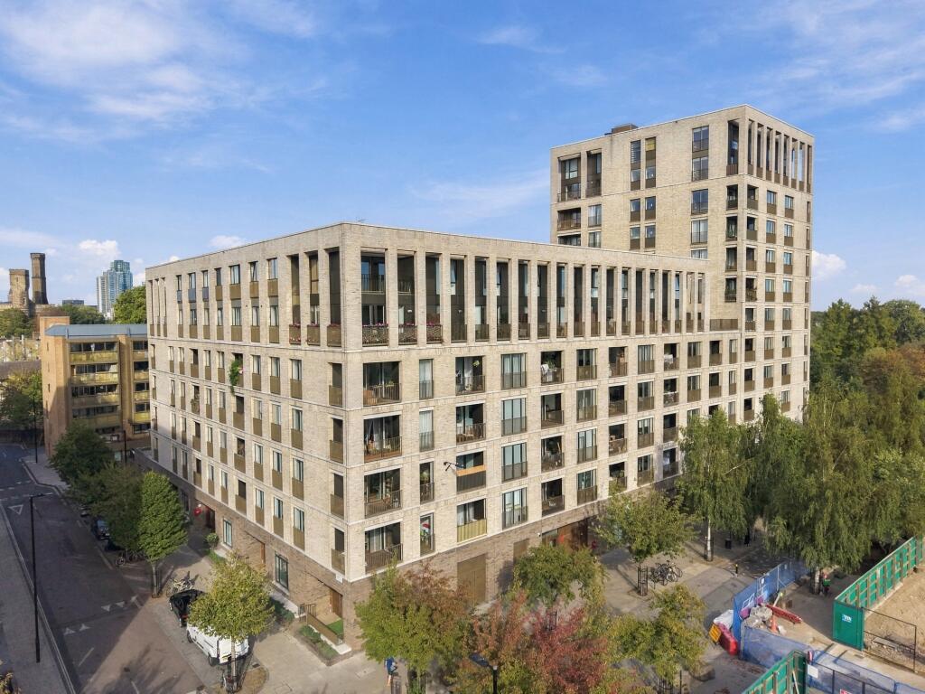 Main image of property: Kimpton Court, Stoke Newington, N4