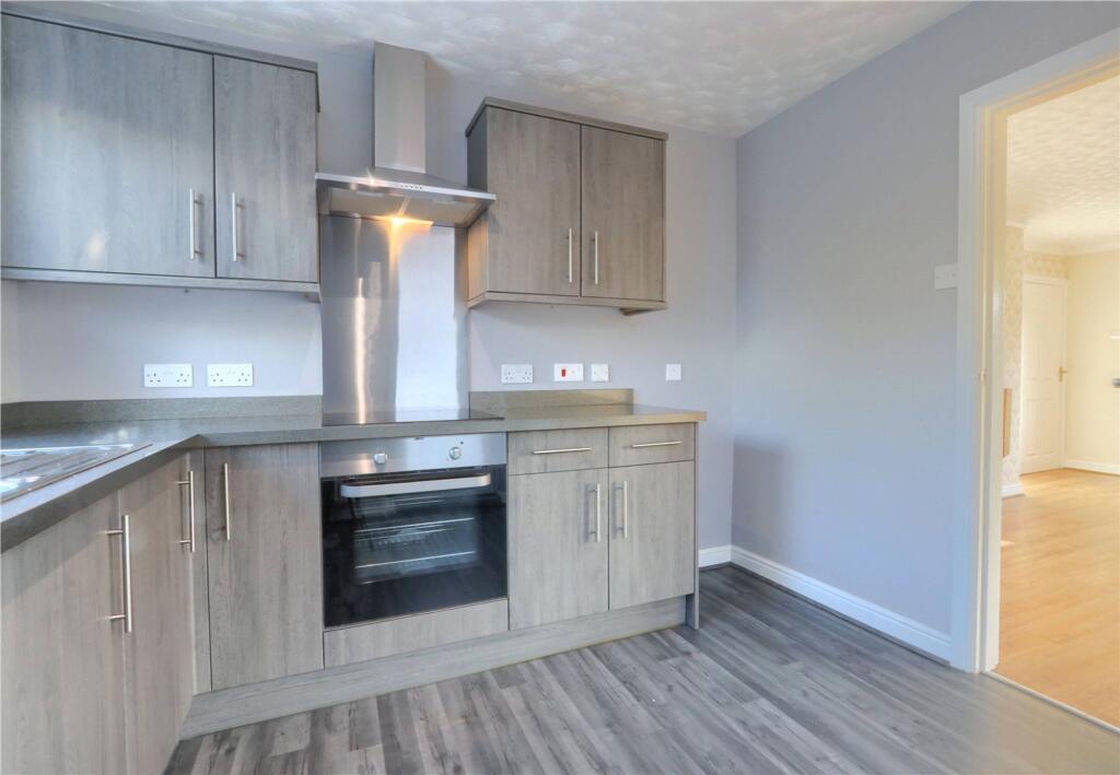 Castle Road, Redcar, TS10 photo 2