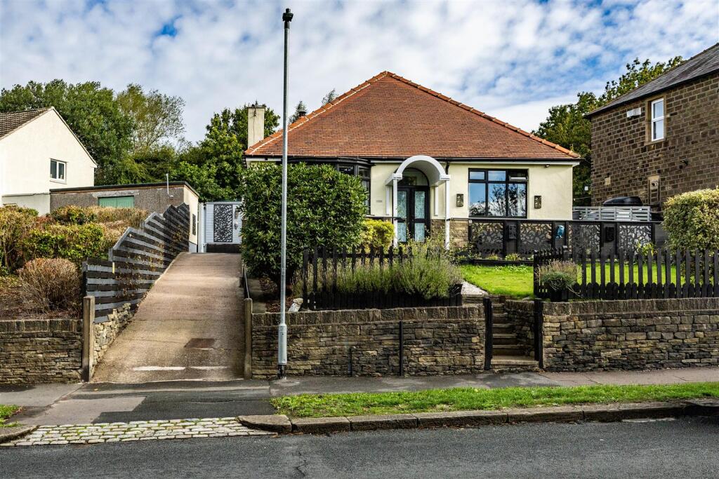 Main image of property: Reinwood Road, Huddersfield