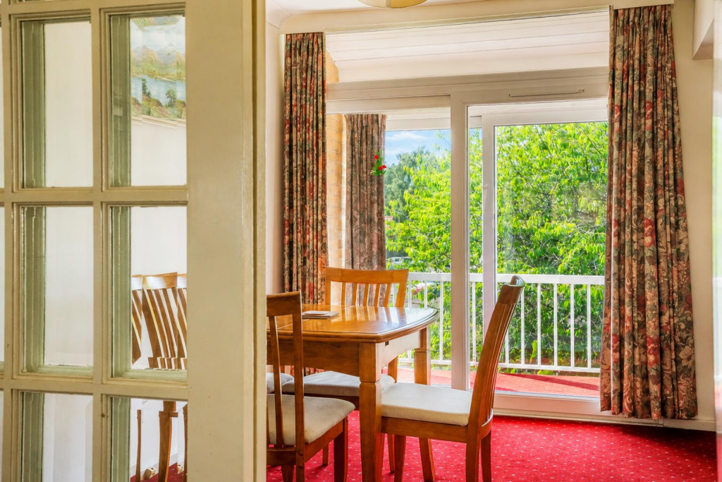 Apartment in York - View 5
