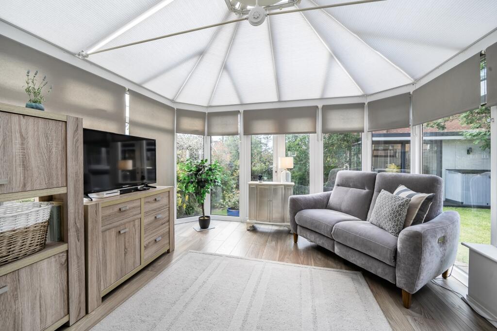House in Solihull, West Midlands - View 5