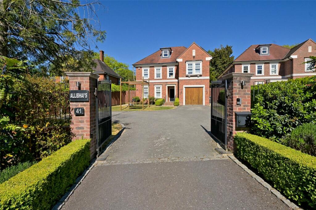 Main image of property: Frithwood Avenue, Northwood, HA6