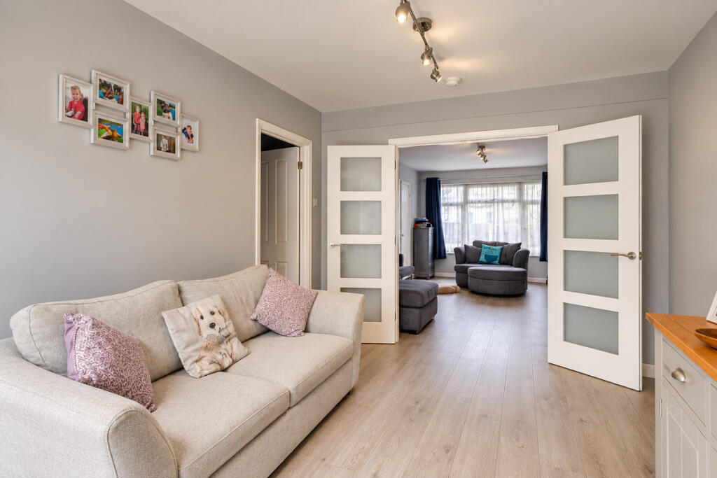 House in Southend-on-Sea, Leigh on Sea - View 4