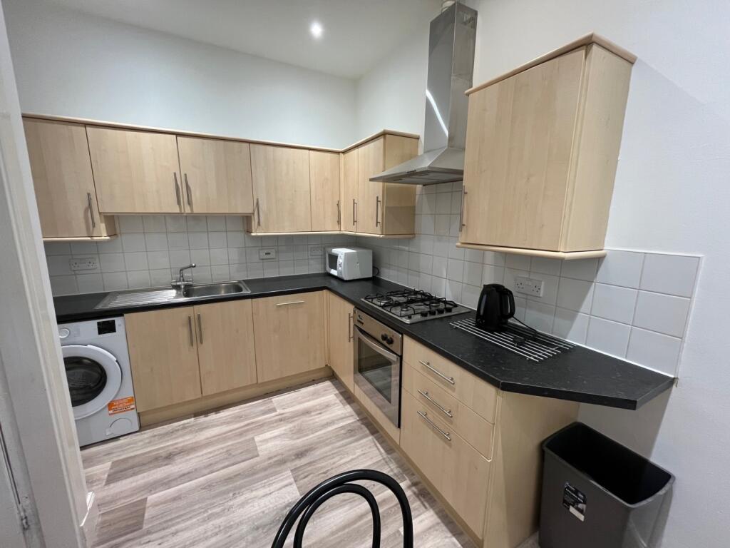 3 bedroom flat for rent