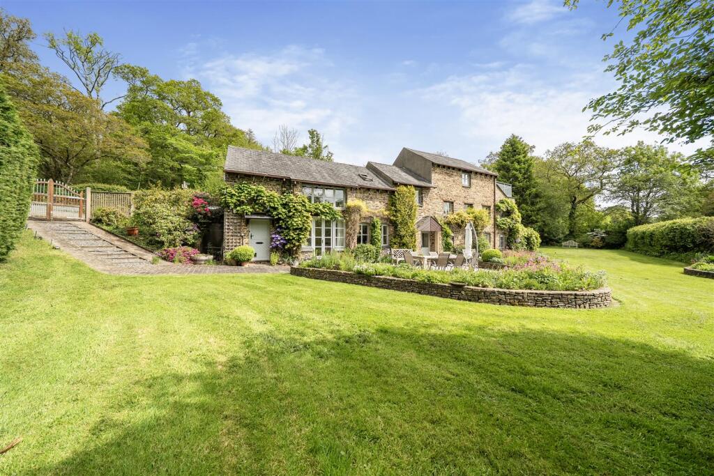 Main image of property: Near Chulmleigh