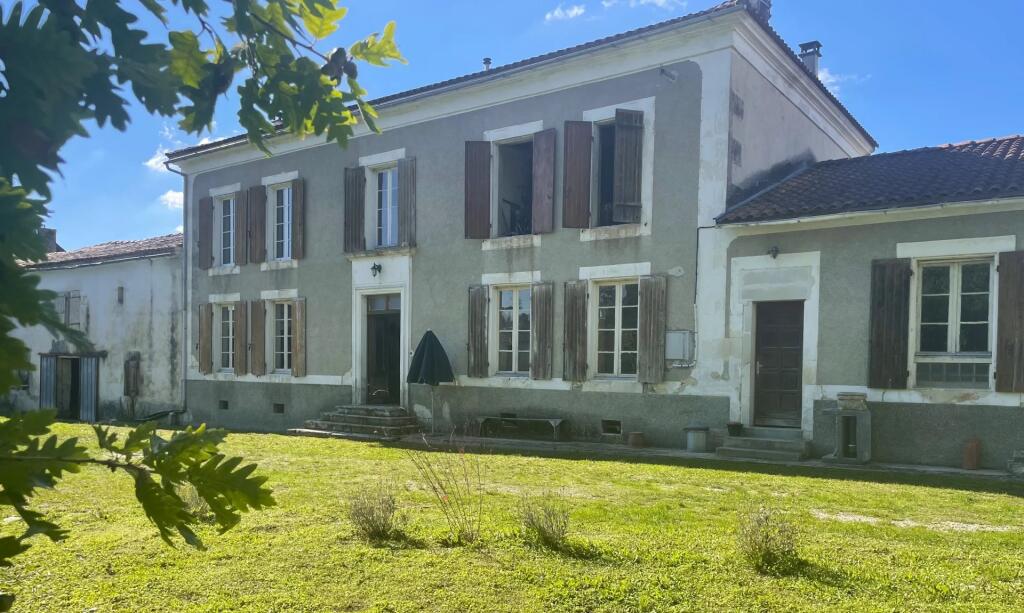 Main image of property: Poitou-Charentes, Charente-Maritime, St-Martial-sur-Né