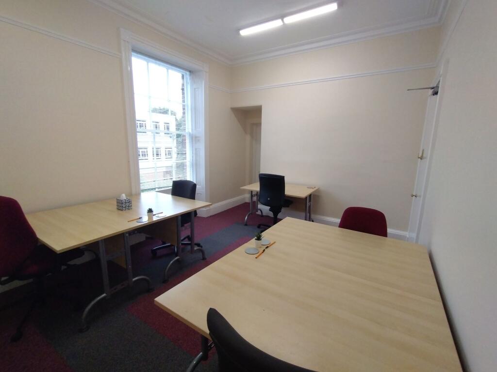 5 Person Office