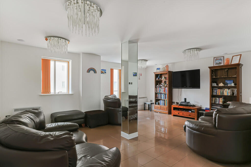Apartment in Bournemouth - View 2