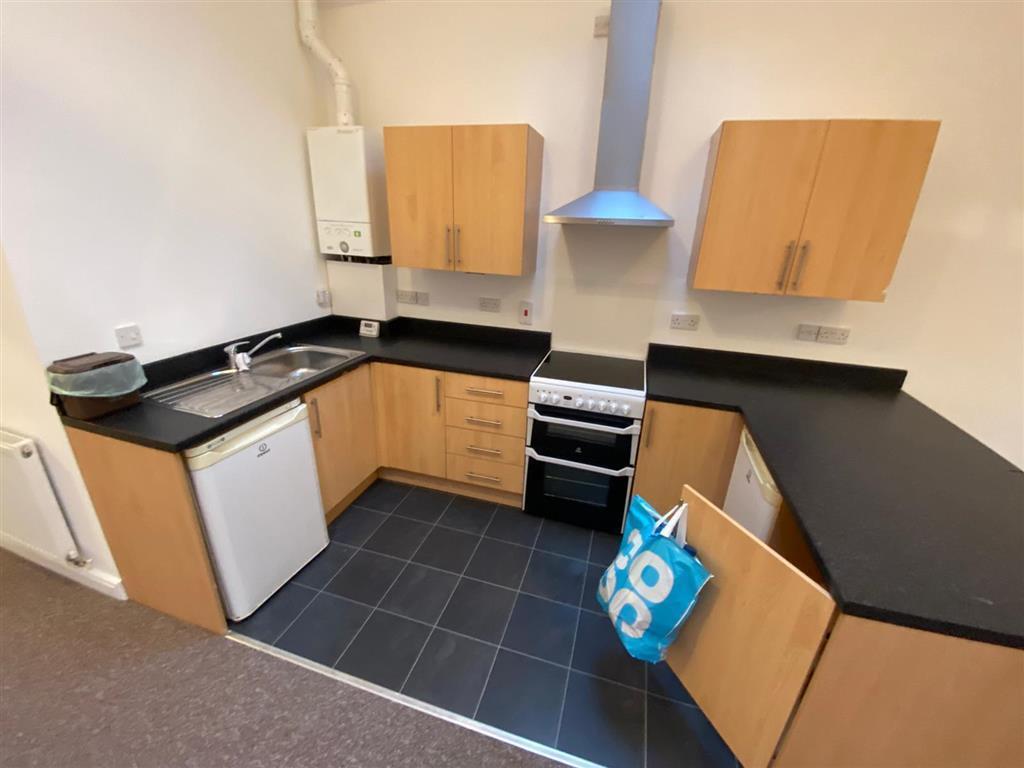 Apartment in Cardiff - View 4